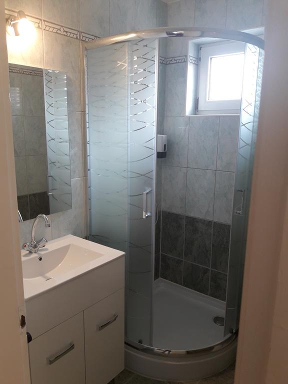 Csillag Panzio Hotel Vác Buitenkant foto