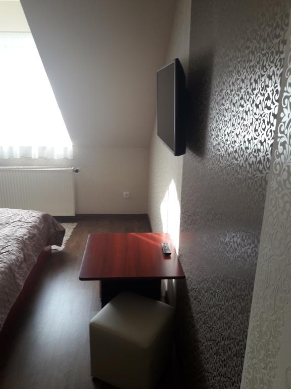 Csillag Panzio Hotel Vác Buitenkant foto
